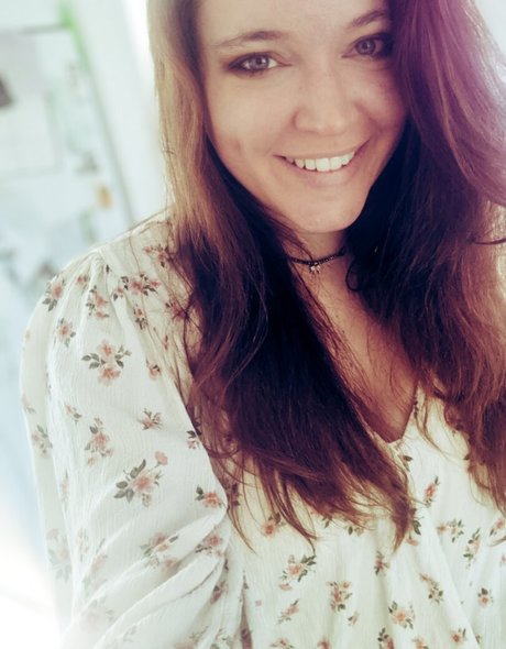 sweetmetalgrl model beautiful image