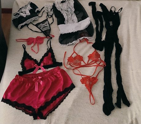 blonde big tits onlyfans pornographic images