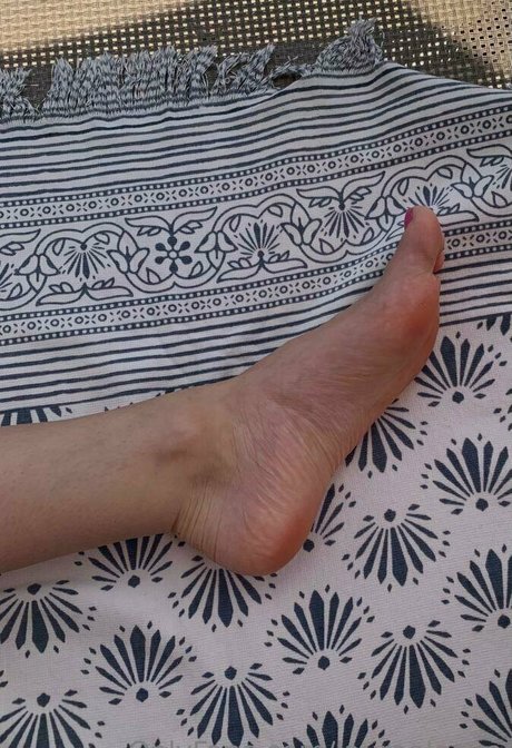 lauraaloove xxx model archive