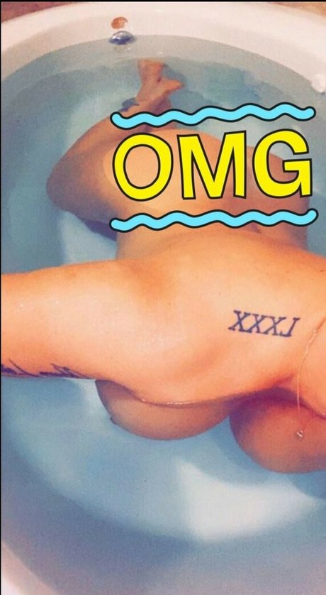 denia pettessen model pics