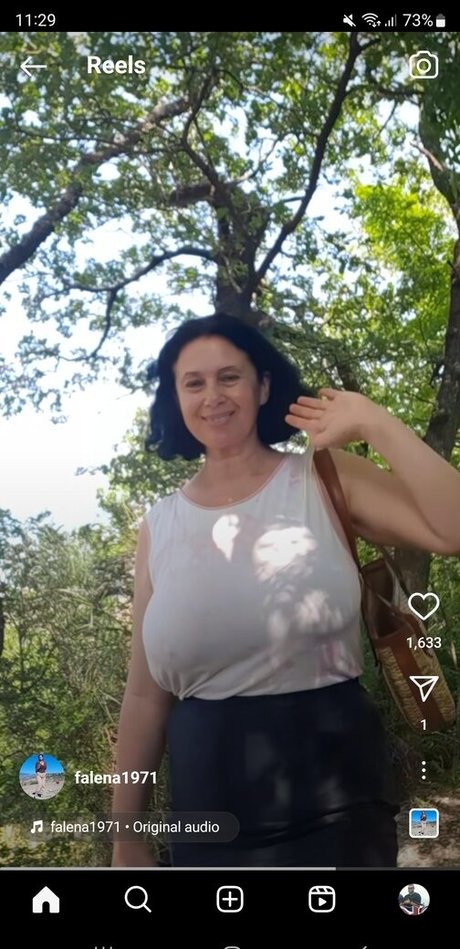 Emilia Di Giovanni hot model pic