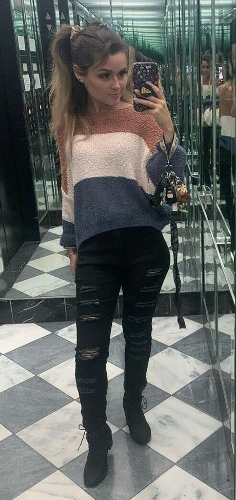 Mally Mouse model naked pics