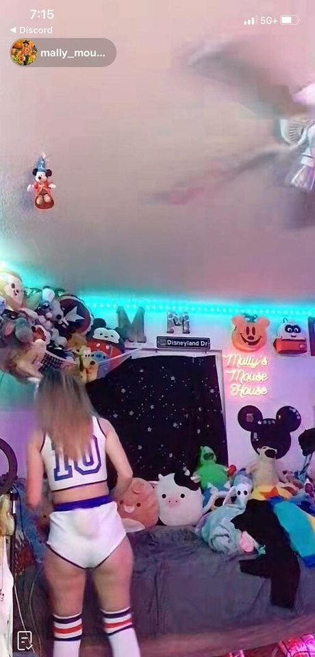 Mally Mouse star top image