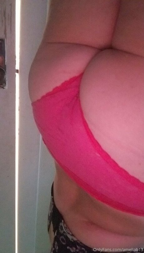 ameliab13 sex model img