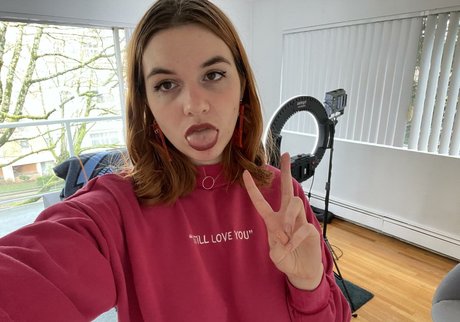 Sarah Z model images