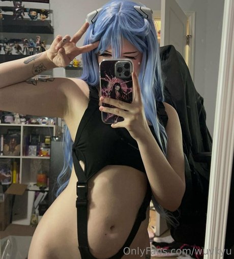 wuvkyu pornographic star img