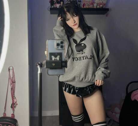 wuvkyu star free photos