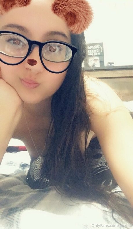 mcmai art model photo