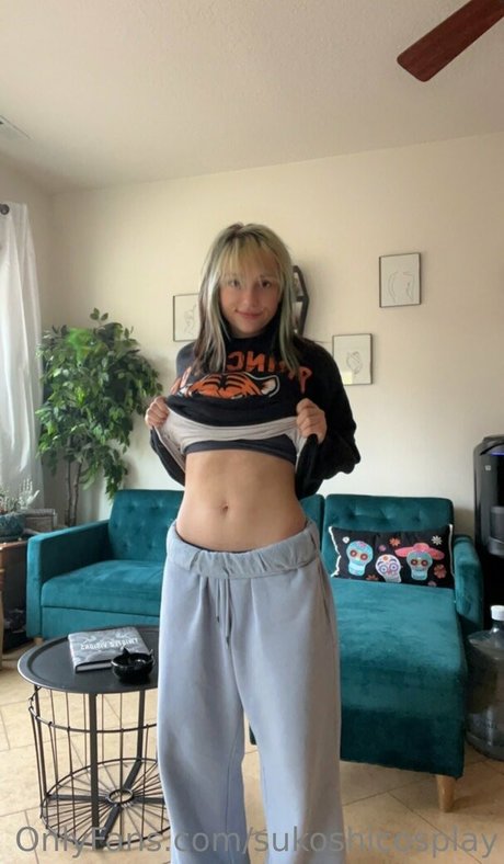 sukoshicosplay pretty model pics