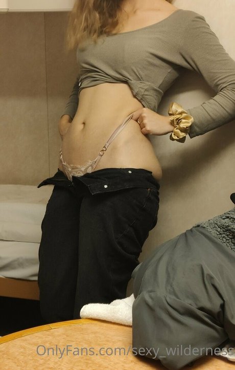 sexy wilderness best model img