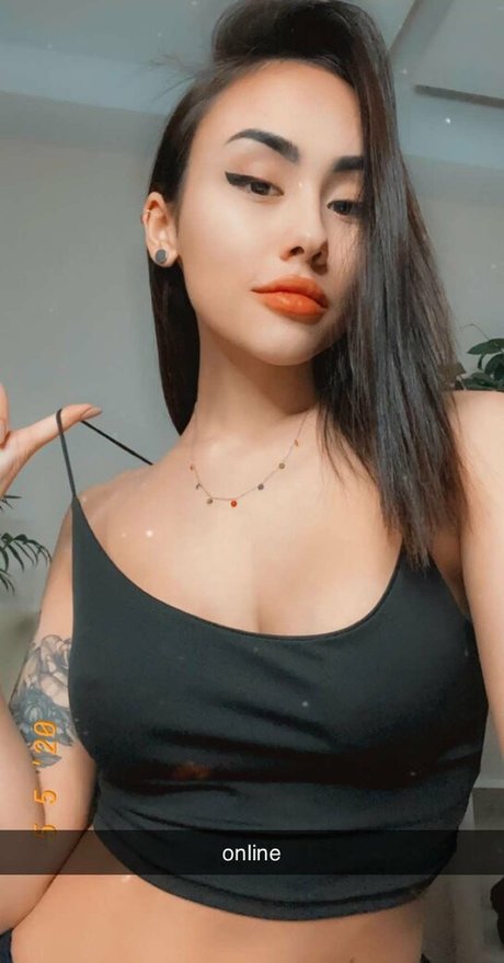 Lilpills nudes pornstar pic