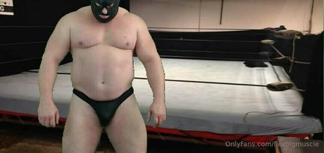 flexbigmuscle pornstar pretty pics