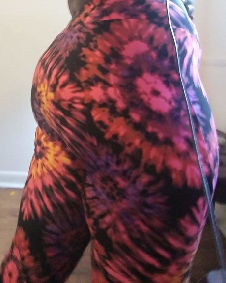 Nubian Loc Goddess star sexy pic