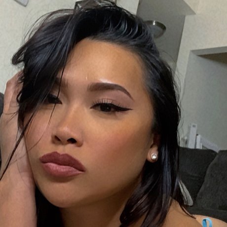 Asian Silk nice model pic