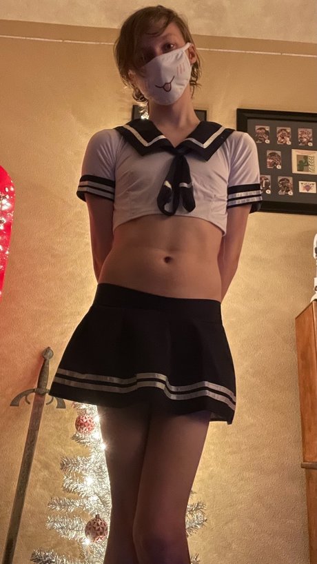 Amile model free pictures