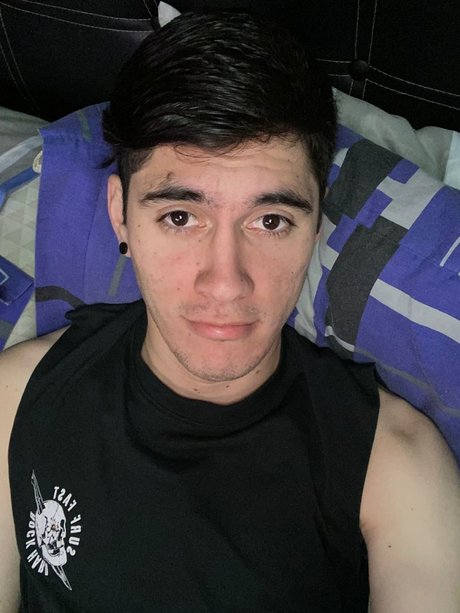 Alexhot14 hot model image