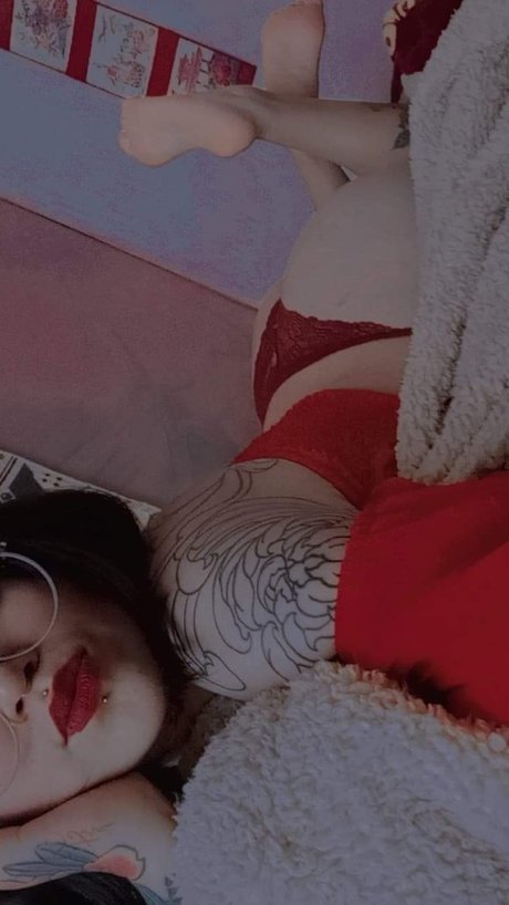 Nonie high quality model images