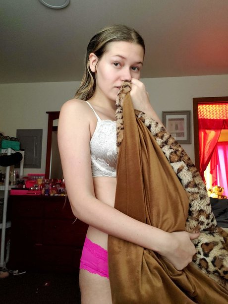 Diamond Candy pornstar perfect galleries