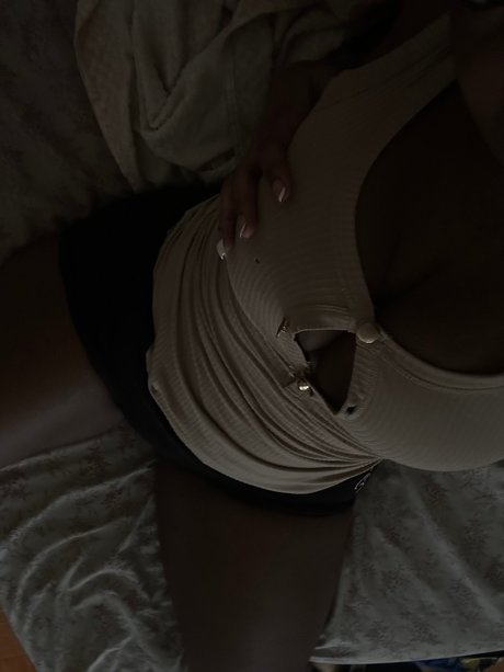 NYFANTA Cs_ model art photo