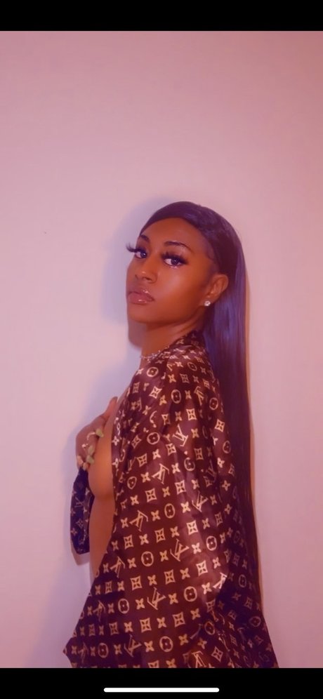 Kianna Love star pretty img