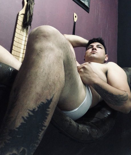 Andres Avelda o art model picture