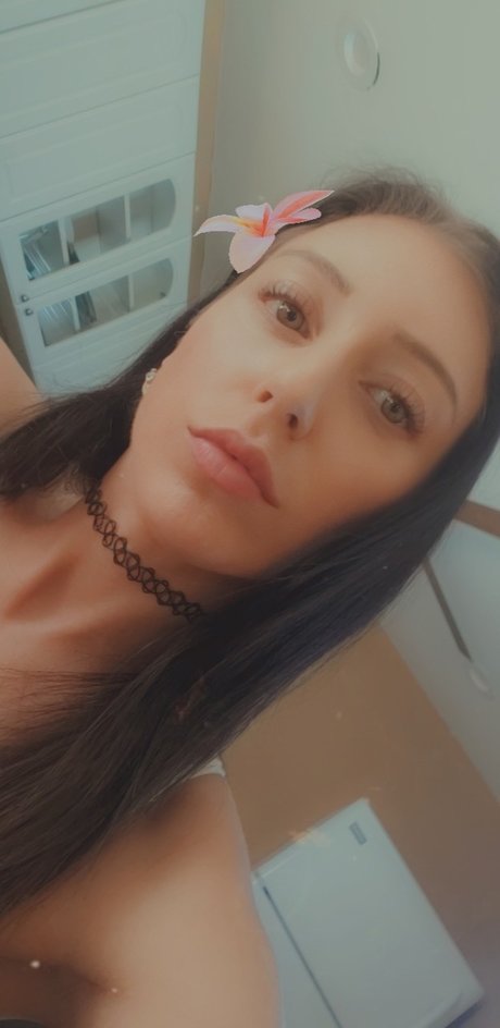 Alissa Avni pornstar hd picture