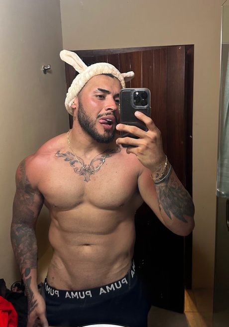 Bacano_ nude star photo