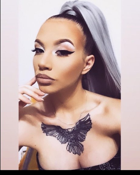 Adelie pornographic actress galleries