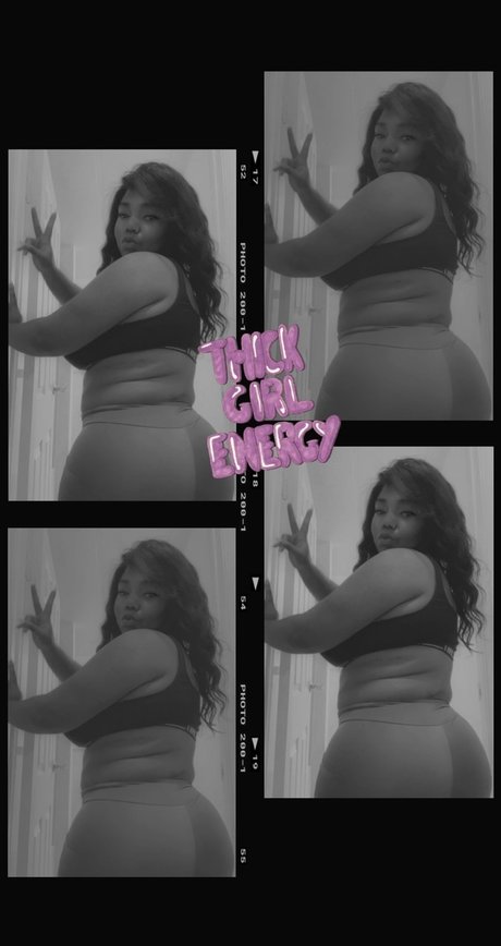 Tootiee_ porn model pics