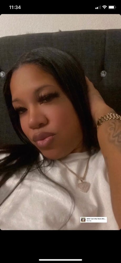 CHYNA pornstar nude photos