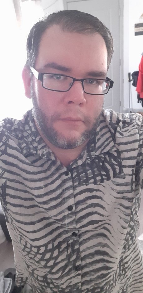 Leroy James star exclusive image