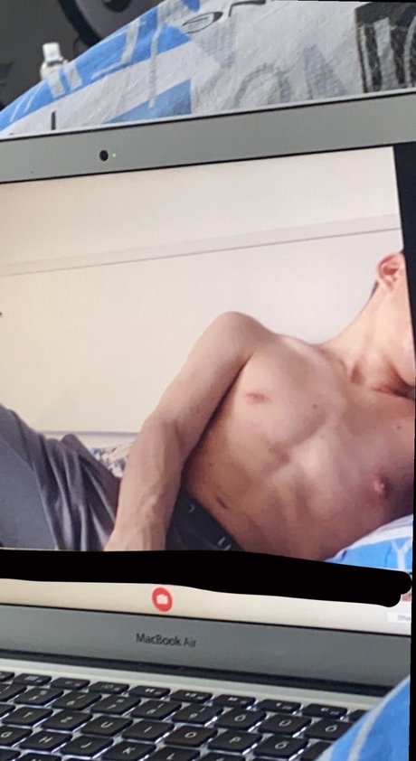 Nikolasyz model free pictures