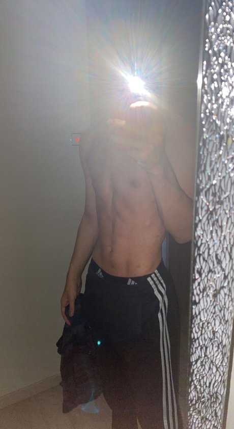 Nikolasyz pornstar naked photo