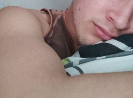 Ismael adult model pic