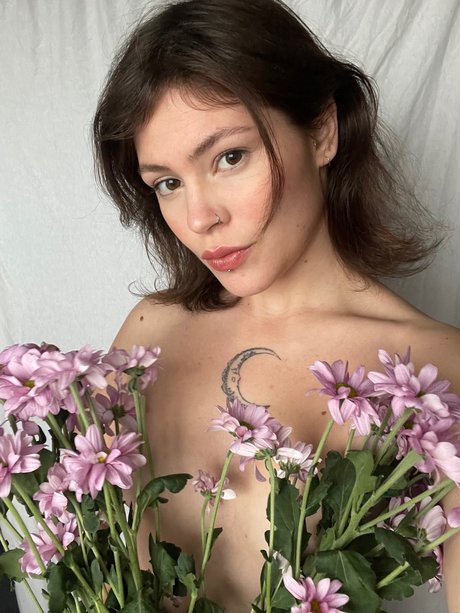 hot angel living in hell model free galleries