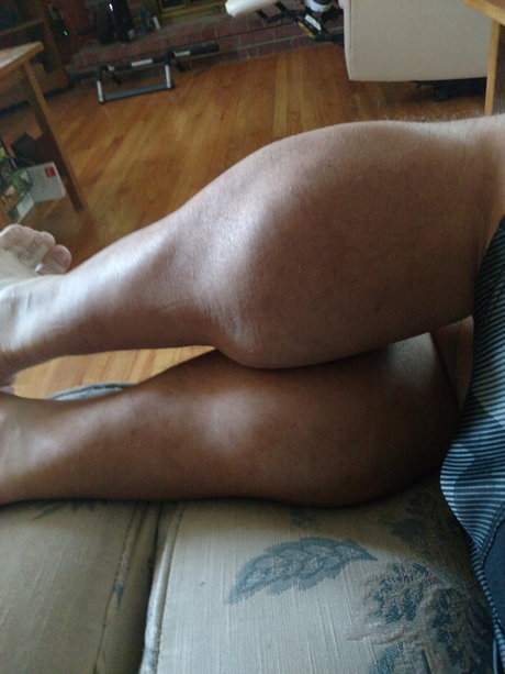 Ace Chinna free star pictures