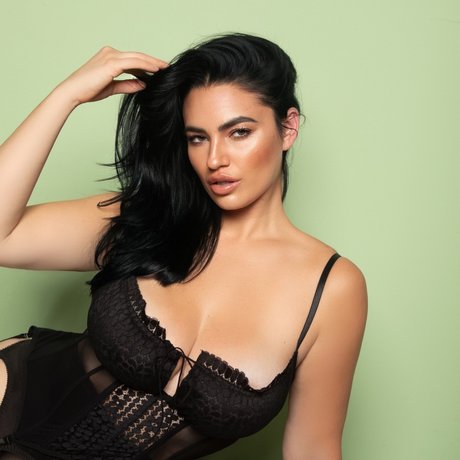 Olivia Knight star adult gallery