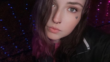 Ashley Houska pornstar art archive