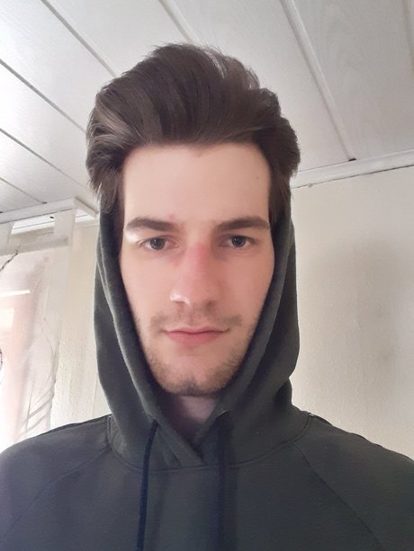 P4sc1N hot star photo