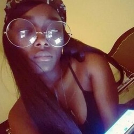 OYG33 model sexy gallery