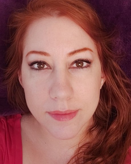 Orphan Blue Bedtime Stories model pics