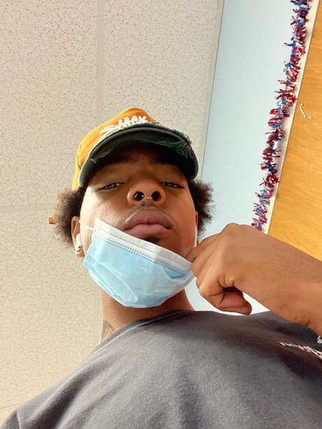 OnlyWantMoreCLIENTS model nice galleries