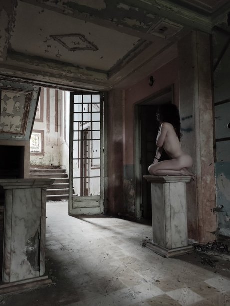 Pau S hot actress picture