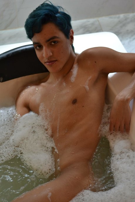 Tony Pierce perfect model archive