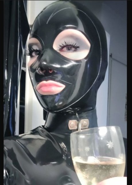 ParvaOrcus star nude image