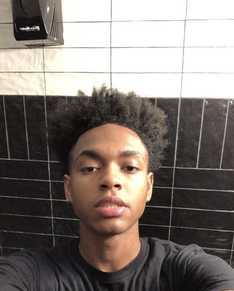 Paper nudes star archive