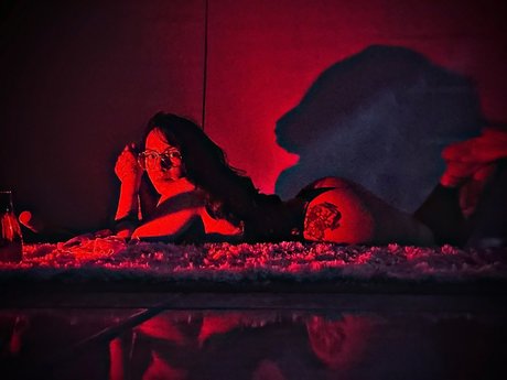 Sara melissa Palos lopez hot actress pics