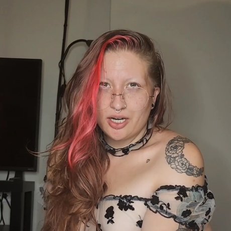 Petal Pocket they them_ star erotic picture