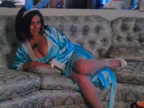 Persian Sex Kitten sexy pornstar image