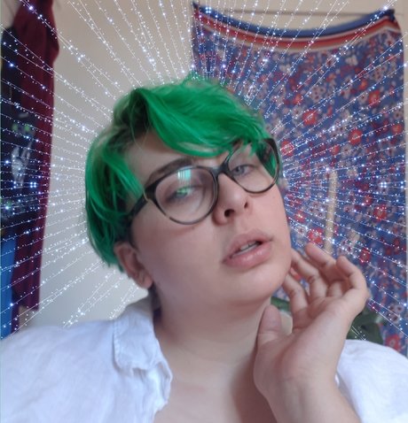 Moth_ star nude pics